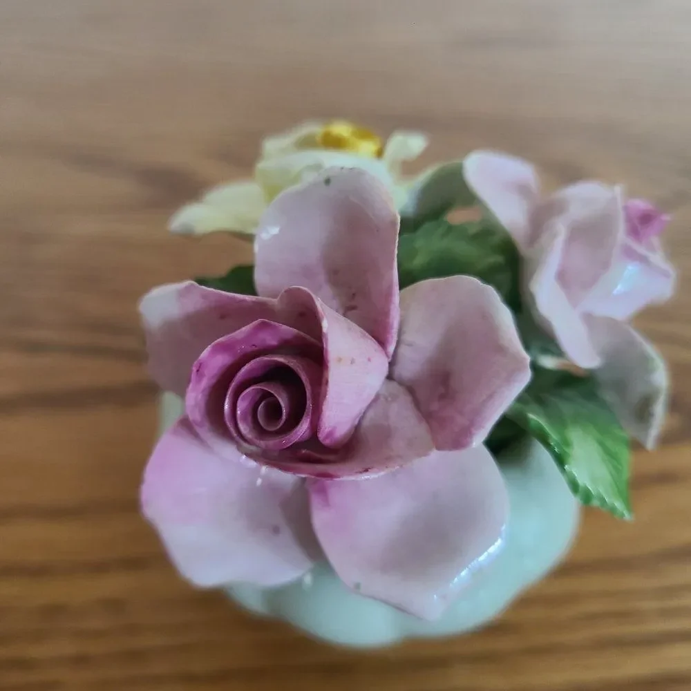 Vintage Radnor Bone China Mini Floral Bouquet Vase Capodimonte Porcelain